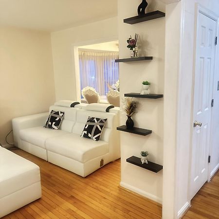 Special Rate Worthy Posh And Magnificent 4 Bedrooms And Two & Half Bath Greenbelt Esterno foto