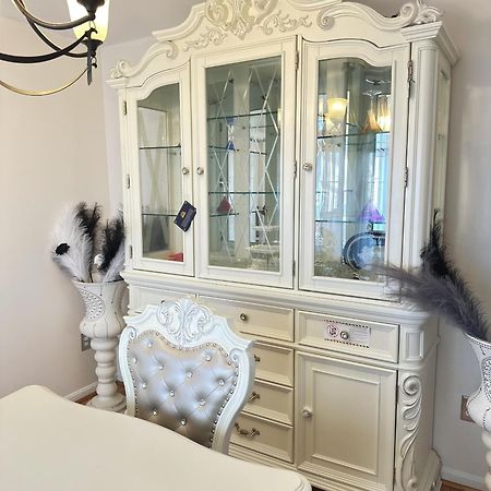 Special Rate Worthy Posh And Magnificent 4 Bedrooms And Two & Half Bath Greenbelt Esterno foto