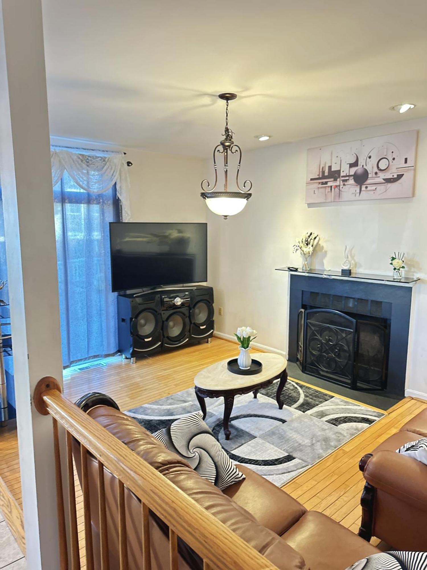 Special Rate Worthy Posh And Magnificent 4 Bedrooms And Two & Half Bath Greenbelt Esterno foto