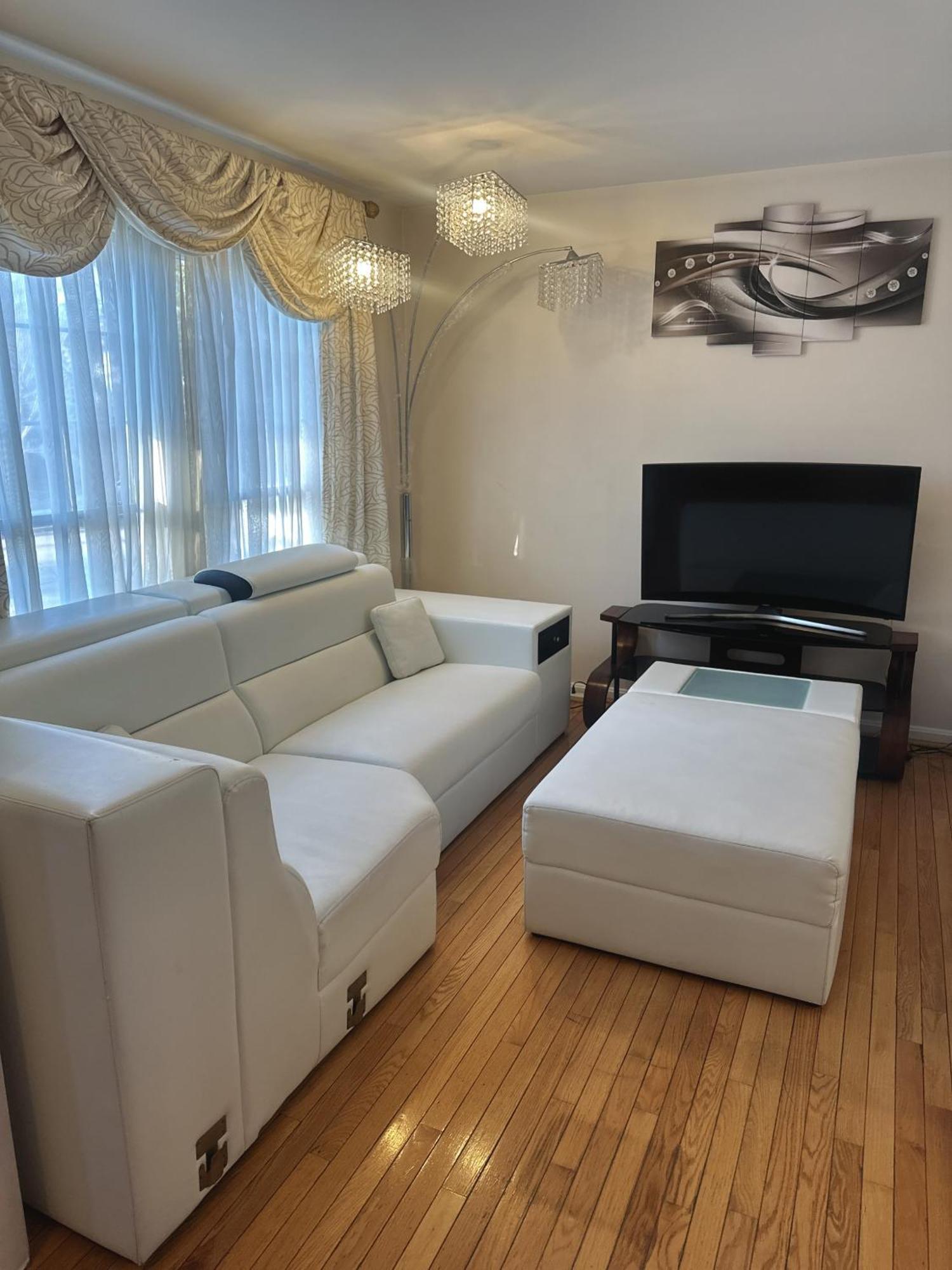 Special Rate Worthy Posh And Magnificent 4 Bedrooms And Two & Half Bath Greenbelt Esterno foto